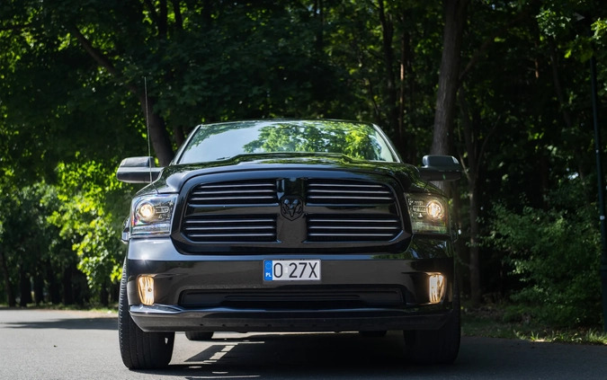 Dodge RAM cena 92000 przebieg: 195000, rok produkcji 2013 z Warszawa małe 137